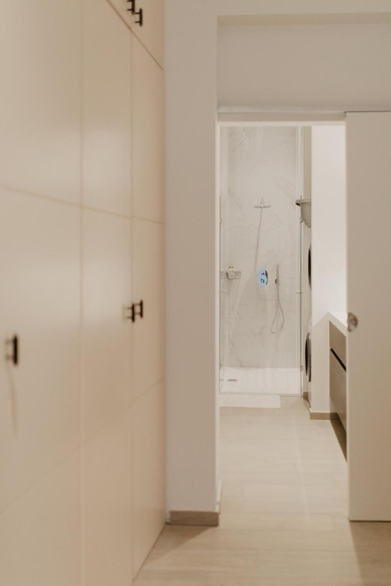 Blue Bird Residence Suite Moriaan Antwerp Exterior photo